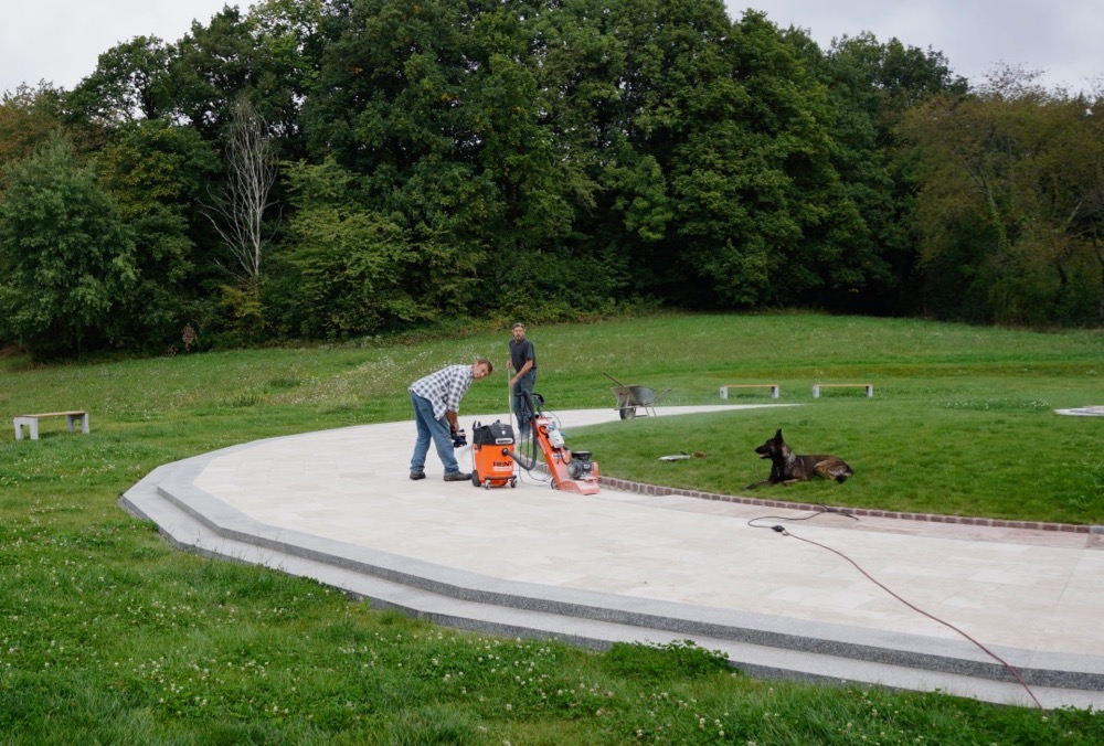 The ring is being prepared for mosaic work